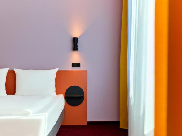 McDreams Hotel Leipzig : photo 3 de la chambre chambre double supérieure