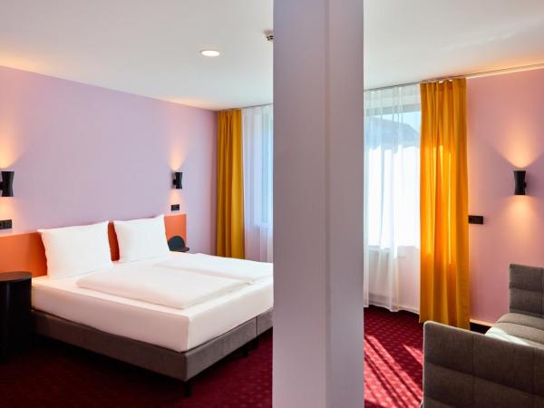 McDreams Hotel Leipzig : photo 1 de la chambre chambre double supérieure
