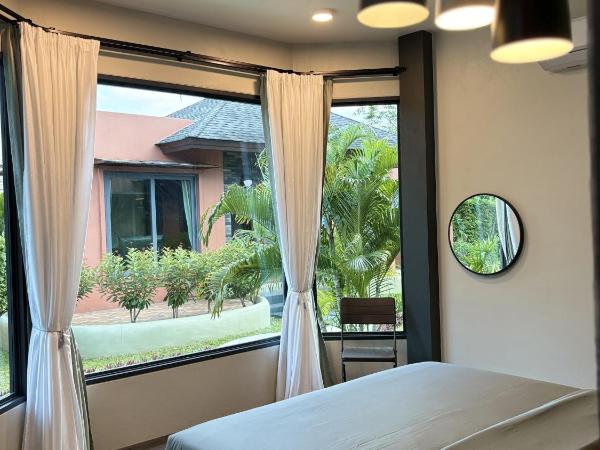 Cafe'@luv22 : photo 9 de la chambre grand deluxe bungalow with garden view