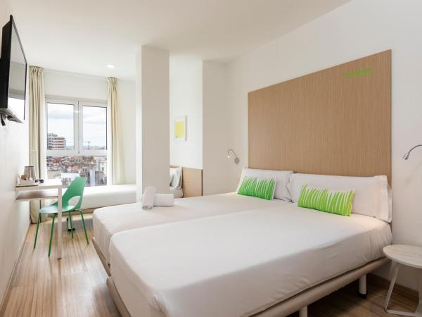 SmartRoom Barcelona : photo 3 de la chambre chambre lits jumeaux avec lit d’appoint - 301