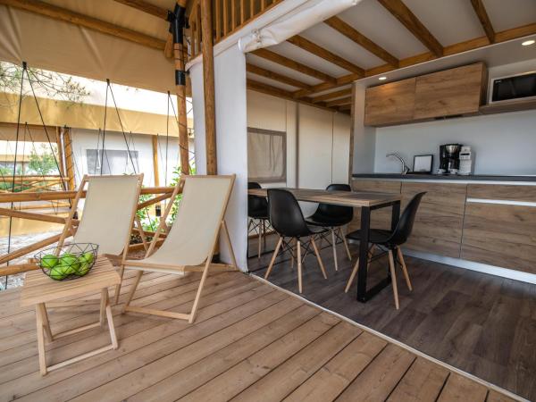 Arena One 99 Glamping : photo 4 de la chambre tente safari 2 chambres supérieure