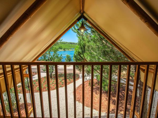 Arena One 99 Glamping : photo 7 de la chambre tente safari 2 chambres supérieure