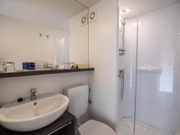 Arena One 99 Glamping : photo 10 de la chambre tente safari 3 chambres supérieure