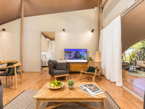 Arena One 99 Glamping : photo 8 de la chambre suite deluxe grande Évasion