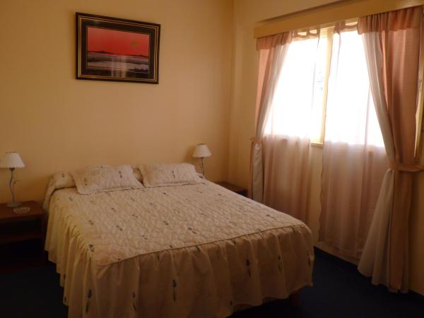 Adrazi Internacional : photo 1 de la chambre suite