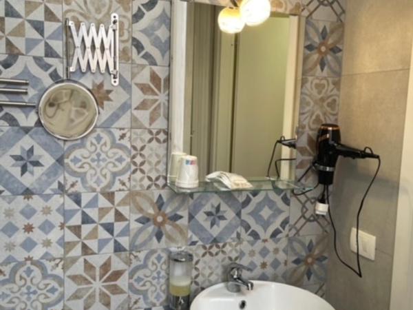 Umberto House Catania : photo 3 de la chambre chambre simple