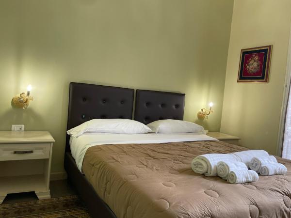 Umberto House Catania : photo 6 de la chambre chambre double ou lits jumeaux standard