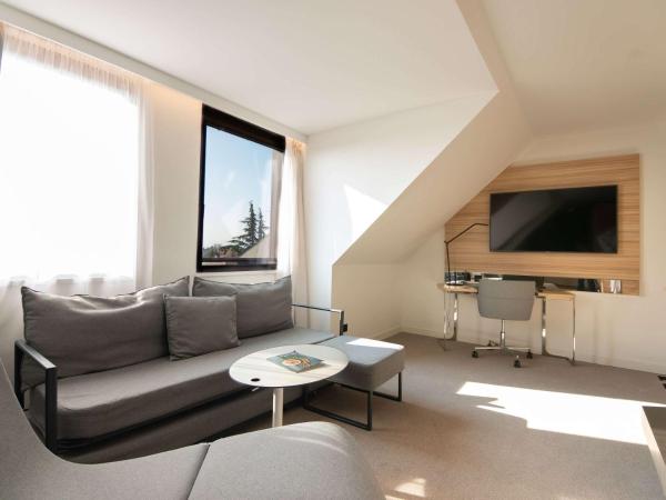 Novotel Suites Colmar Centre : photo 3 de la chambre suite lit queen-size exécutive avec canapé-lit