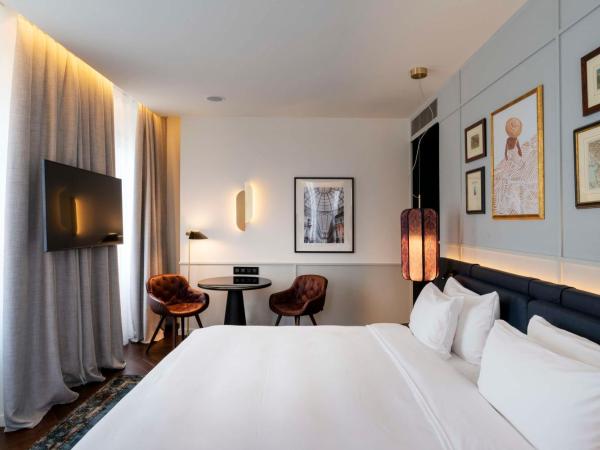 Radisson Collection Hotel, Santa Sofia Milan : photo 2 de la chambre suite junior avec baignoire