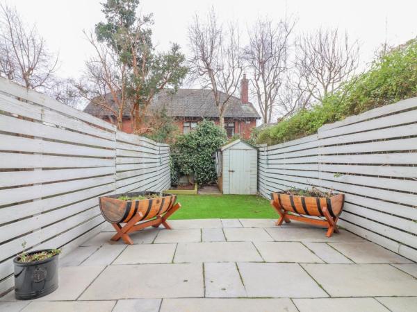 GuestReady - Coastal Charm near Sandymount Beach : photo 4 de la chambre maison de vacances