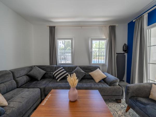 Noa Suite Hotel Only Adult : photo 4 de la chambre appartement - vue sur piscine 