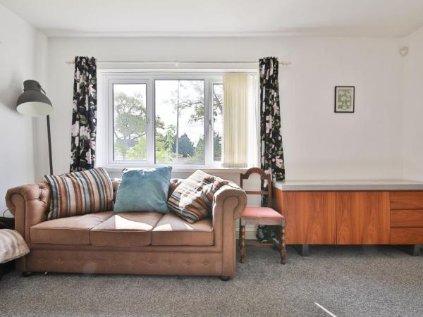 Garden Station Dwelling in Rumney : photo 2 de la chambre maison de vacances