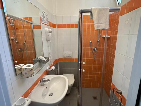 Hotel Austria : photo 3 de la chambre chambre double avec balcon