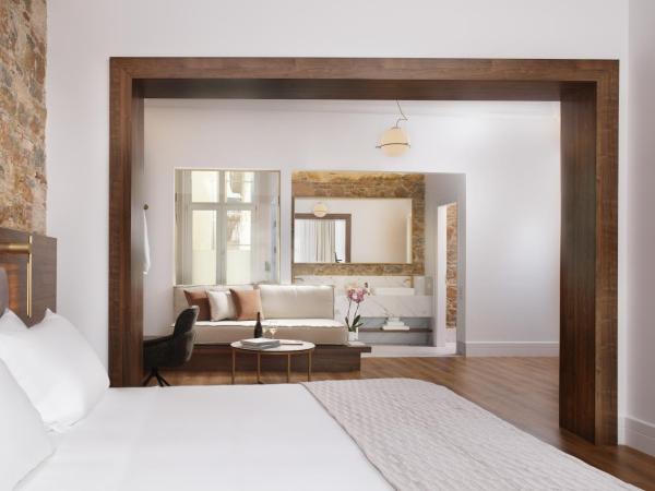 La Divina : photo 3 de la chambre suite - vue sur ville