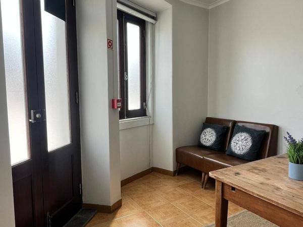 Residência Aviz : photo 7 de la chambre chambre quadruple avec salle de bains privative