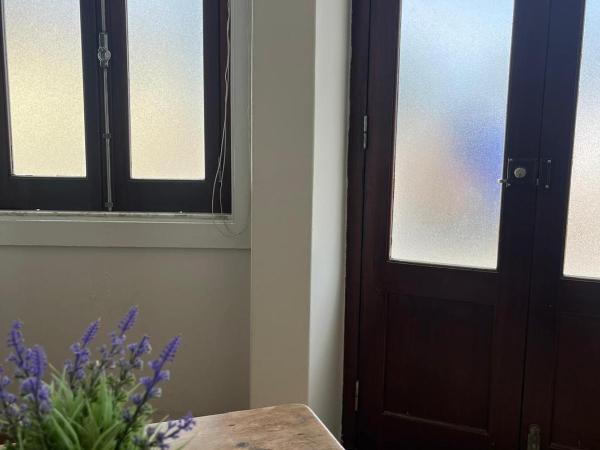 Residência Aviz : photo 8 de la chambre chambre quadruple avec salle de bains privative