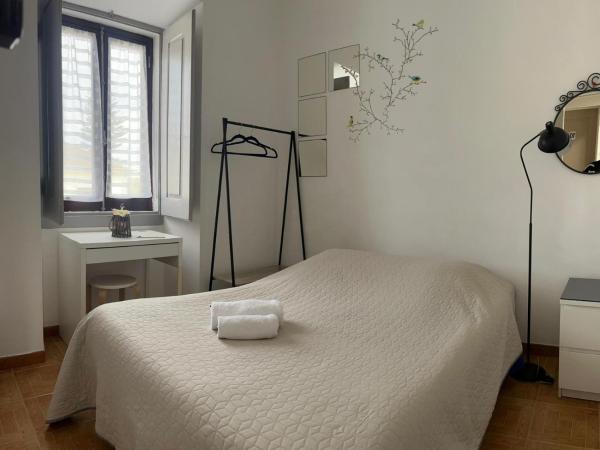 Residência Aviz : photo 6 de la chambre chambre double avec salle de bains commune