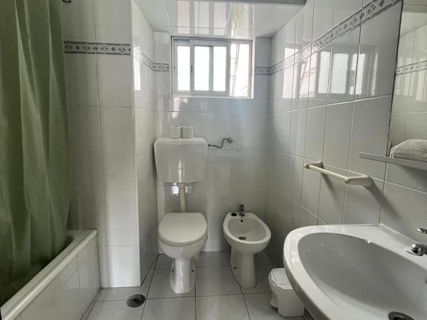 Residência Aviz : photo 6 de la chambre chambre double avec salle de bains privative