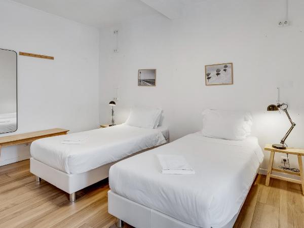 Hostel Casa d'Alagoa : photo 1 de la chambre chambre simple avec salle de bains privative