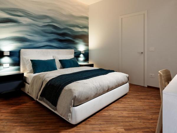 Marysel Rooms : photo 8 de la chambre chambre double avec balcon - vue sur mer