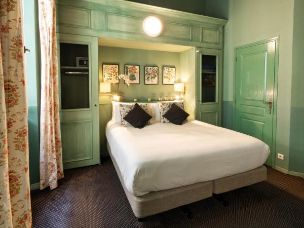 Garlande Hôtel Avignon Centre : photo 1 de la chambre chambre triple deluxe