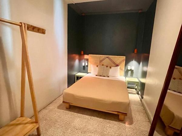 Selina Oaxaca : photo 3 de la chambre petite chambre avec salle de bains commune 