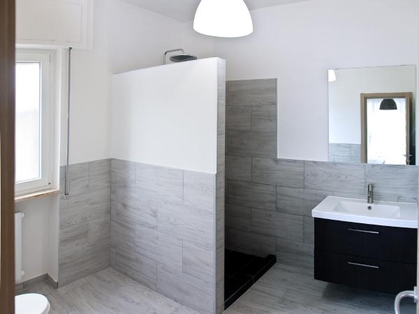 vento di mare : photo 7 de la chambre chambre double avec salle de bains privative