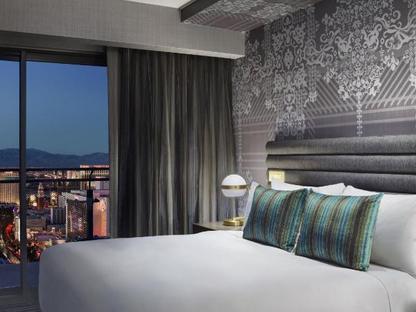 The Cosmopolitan Of Las Vegas : photo 1 de la chambre terrace one bedroom suite fountain view