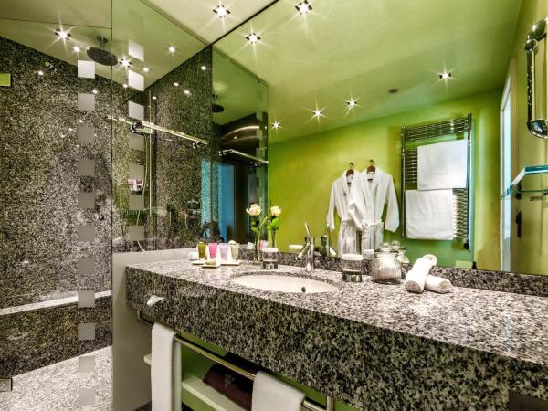 Tschuggen Grand Hotel - The Leading Hotels of the World : photo 2 de la chambre chambre double bergoase