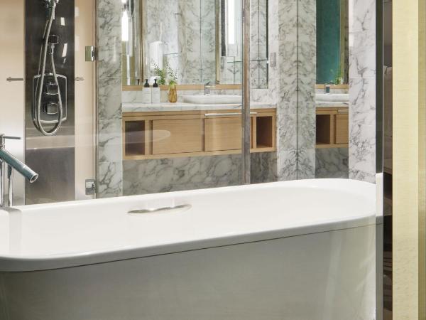 InterContinental Hotel Osaka, an IHG Hotel : photo 3 de la chambre chambre king premium avec vue sur ville