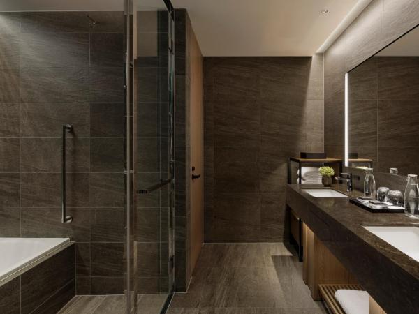 TIAD, Autograph Collection : photo 5 de la chambre euphoria premier corner king room with park view