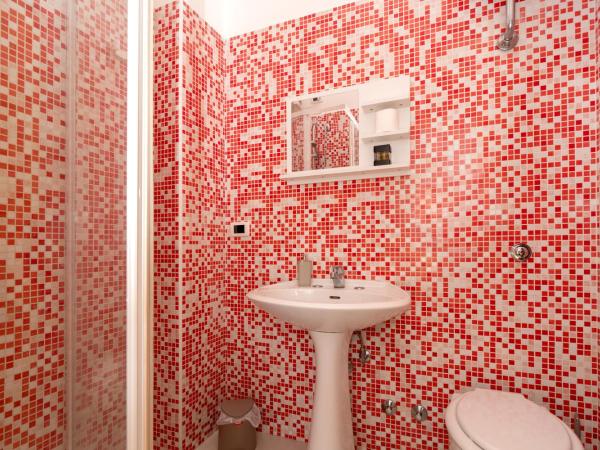 Ostello Le Sirene : photo 8 de la chambre chambre triple