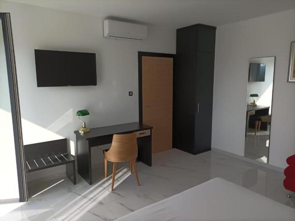 VILLA JANE INN : photo 2 de la chambre chambre double ou lits jumeaux deluxe avec balcon