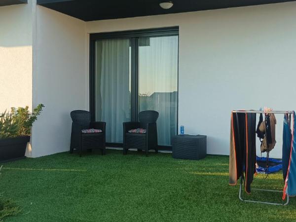 VILLA JANE INN : photo 1 de la chambre chambre double ou lits jumeaux deluxe - vue sur piscine