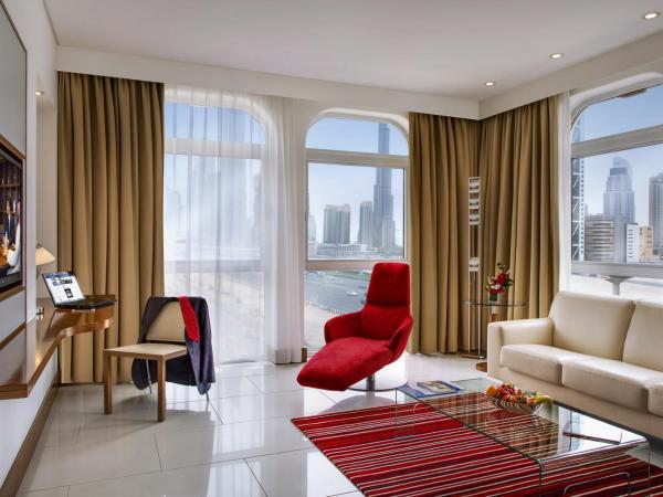 Villa Rotana : photo 5 de la chambre suite 1 chambre lit king-size - vue sur burj khalifa