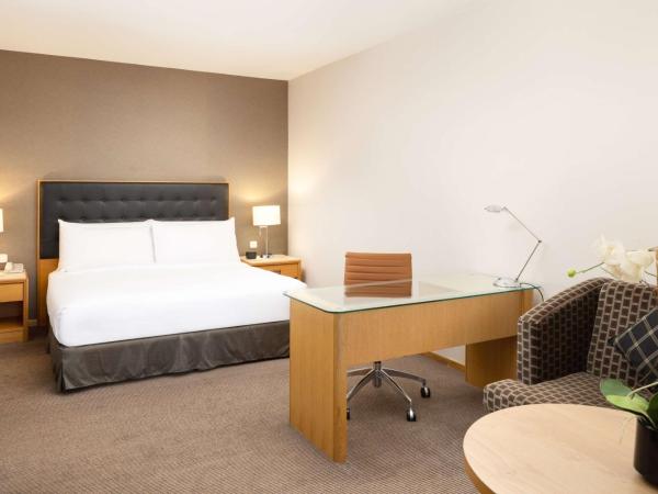 DoubleTree by Hilton Luxembourg : photo 3 de la chambre chambre lit king-size deluxe