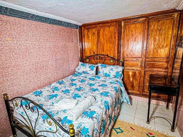 Hostel Speakeasy Fes : photo 1 de la chambre chambre double avec salle de bains commune