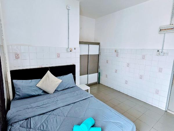 PANCHOR 6 HOSTEL : photo 3 de la chambre chambre double avec salle de bains commune