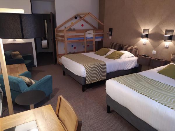 Hôtel des Princes, Chambéry Centre : photo 3 de la chambre chambre familiale (4 adultes + 2 enfants)