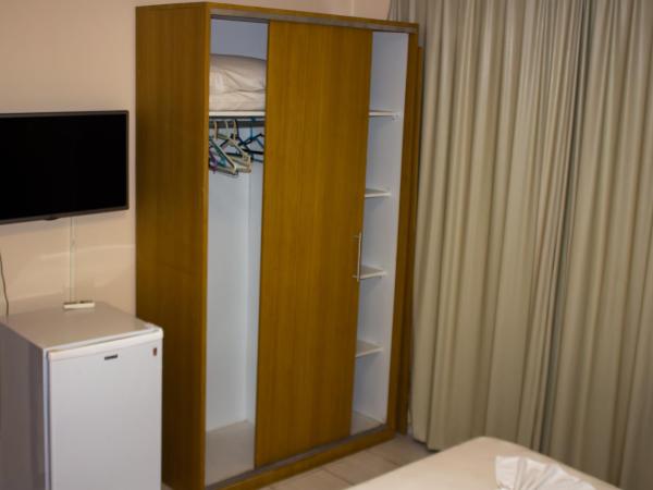 Hotel Pousada Azzurra : photo 3 de la chambre chambre double ou lits jumeaux standard
