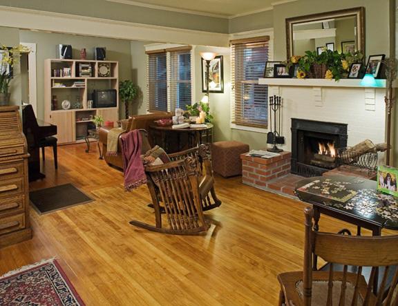 Hillcrest House Bed & Breakfast : photo 9 de la chambre chambre lit king-size deluxe