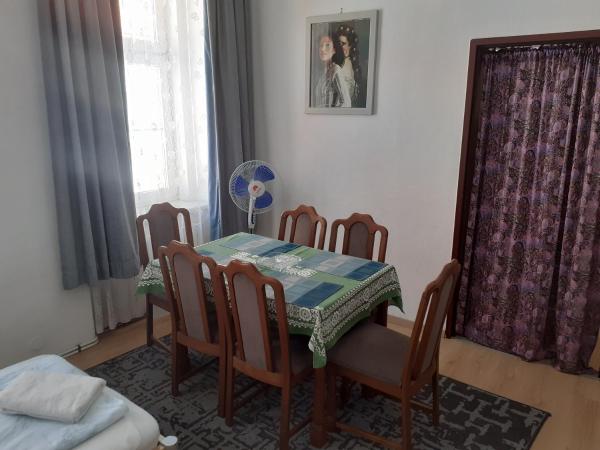 HappyHostel : photo 8 de la chambre appartement standard avec salle de bains privative