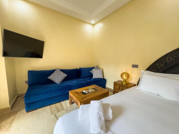 Riad Tonaroz : photo 1 de la chambre suite lit queen-size