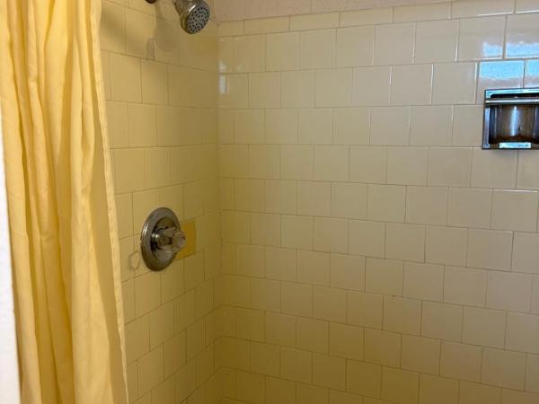 Sands Motel : photo 4 de la chambre chambre lit queen-size deluxe