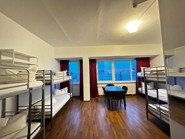 Ootel.com : photo 3 de la chambre chambre familiale standard