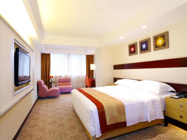 Casa Real Hotel : photo 2 de la chambre chambre lit king-size deluxe premium