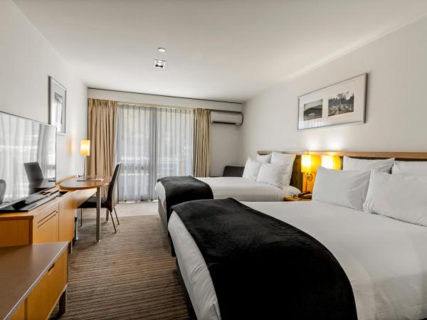 Novotel Queenstown Lakeside : photo 3 de la chambre chambre standard avec 2 lits doubles