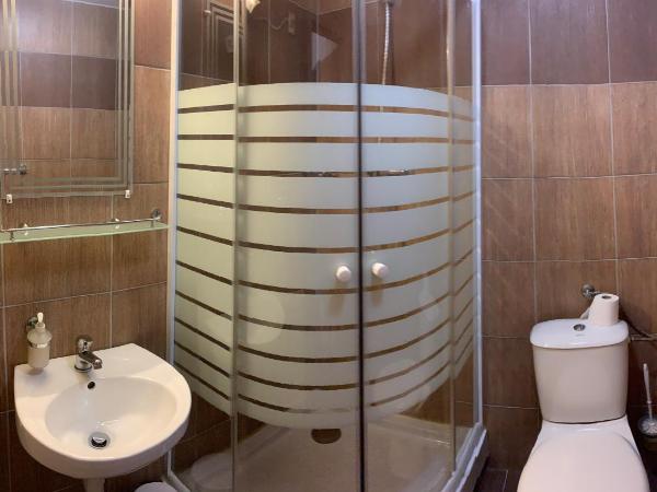 City Hotel Agoston : photo 2 de la chambre chambre quadruple