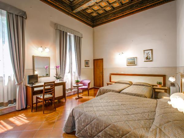Hotel Arno Bellariva : photo 6 de la chambre chambre quadruple