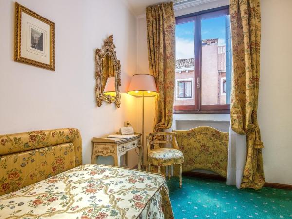 Hotel Giorgione : photo 2 de la chambre chambre simple classique